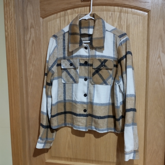 Shacket women's L cropped brown white plaid thick flannel pockets buttons - Picture 1 of 6